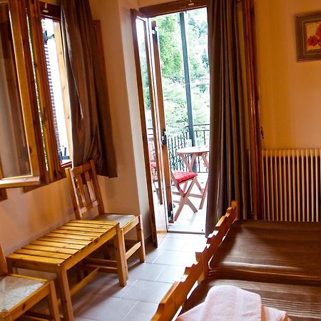 Stavroula Rooms Makrirrákhi Exteriör bild