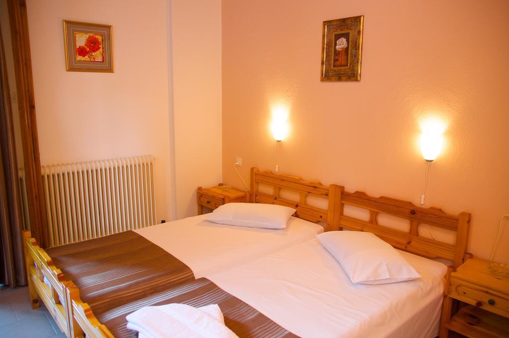 Stavroula Rooms Makrirrákhi Exteriör bild